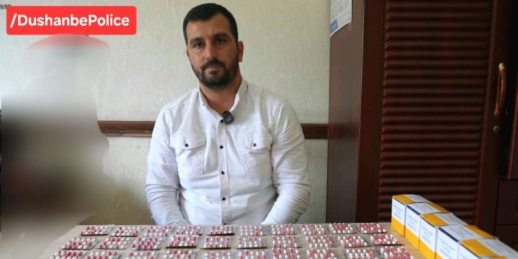 В Душанбе задержан торговец с крупной партией психотропных капсул