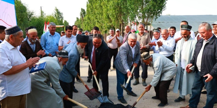 В Деваштиче заасфальтировано более 20 км дорог местного значения