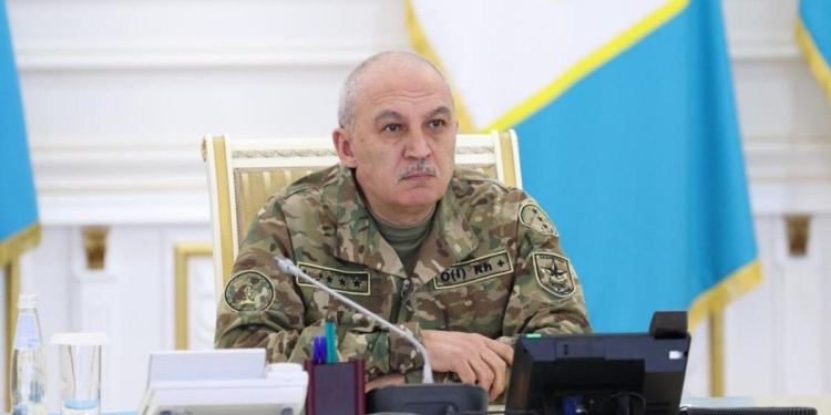 Президент Казахстана освободил от должности министра обороны Руслана Жаксылыкова