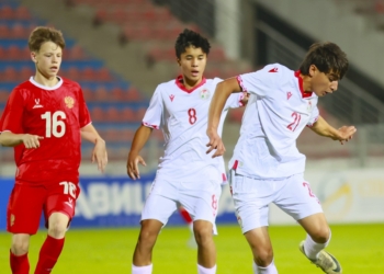 Юношеская сборная Таджикистана (U-15) сыграла вничью со сверстниками из России
