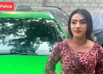 В Душанбе задержана женщина, управлявшая авто без прав