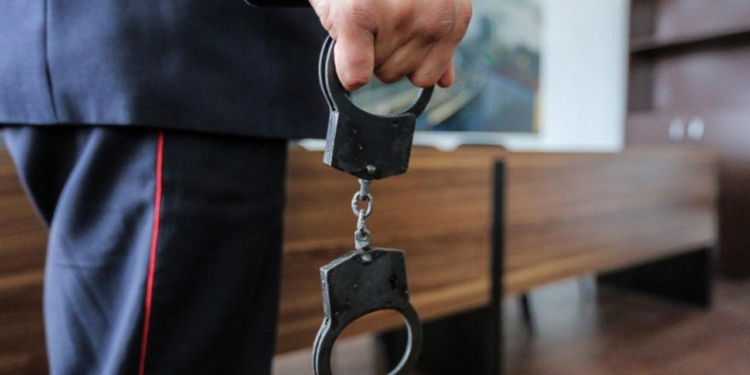 Сотрудник МВД задержан за мошенничество и вымогательство