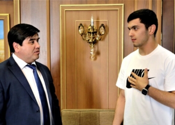 Борец Мухаммад Султонзода завоевал серебро на азиатском турнире во Вьетнаме
