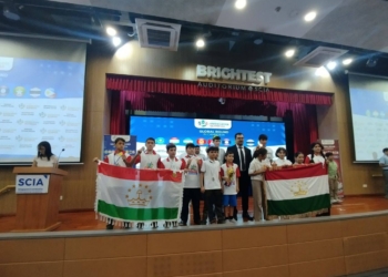 Школьники Душанбе завоевали восемь медалей на олимпиаде «IKO-2025» в Камбодже