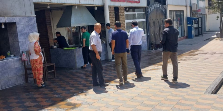 В Душанбе продолжается дезинфекция и дератизация в целях профилактики инфекций