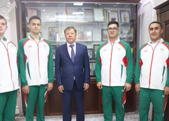 Таджикские пловцы выступят на чемпионате мира в Сингапуре