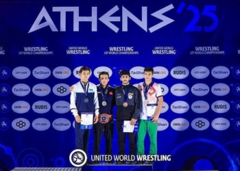 Юный борец из Таджикистана Махди Баротов завоевал бронзу на чемпионате мира в Афинах