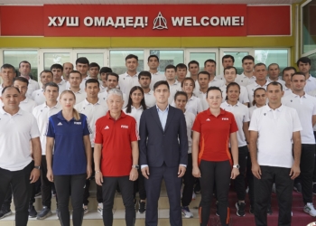 В Турсунзаде стартовали курсы ФИФА для футбольных арбитров Таджикистана