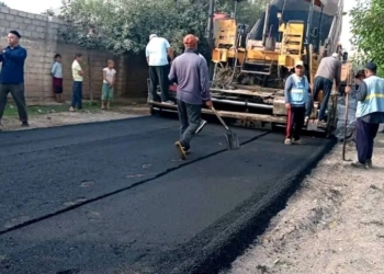 В селе Равшандилон Гиссара начат ремонт внутрипоселковой дороги ко Дню независимости