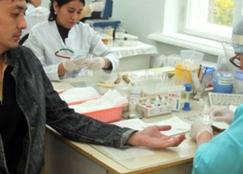 В Узбекистане иностранцам с ВИЧ или туберкулезом откажут в разрешении на работу