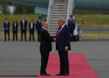 Путин и Трамп встретились перед началом саммита на Аляске