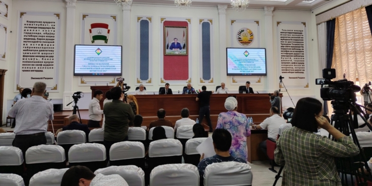 В Таджикистане в 2025 году выявлено 1245 коррупционных и экономических преступлений