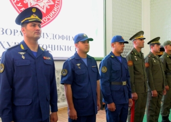 Минобороны Таджикистана представило новую военную форму, адаптированную к климату страны