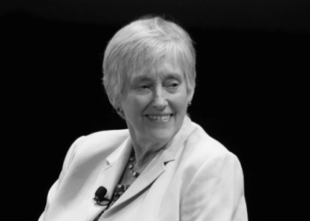 Умерла первая женщина-директор МИ-5. Она стала прототипом М в фильмах о Джеймсе Бонде