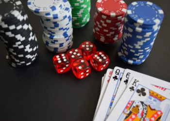 В Казахстане чиновников наказали за азартные игры