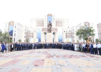 В Таджикистане отметили День медика и 1045-летие со дня рождения Абуали ибн Сино