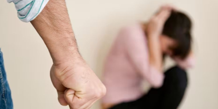 В Узбекистане за полгода зафиксировали свыше 48 тысяч случаев насилия и притеснения женщин
