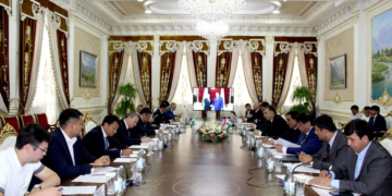 В Гулистоне состоялась встреча министров энергетики Таджикистана и Узбекистана