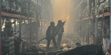 В результате массированного удара ВС РФ по Лозовой в Харьковской области пострадали мирные жители, в том числе дети