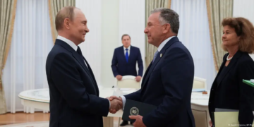 Спецпосланник президента США Стивен Уиткофф провёл переговоры с Владимиром Путиным в Москве