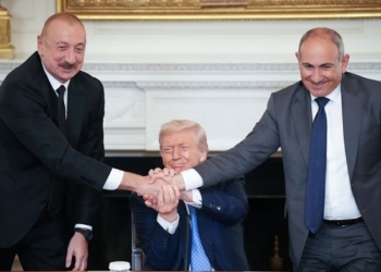 Армения и Азербайджан подписали декларацию об урегулировании конфликта