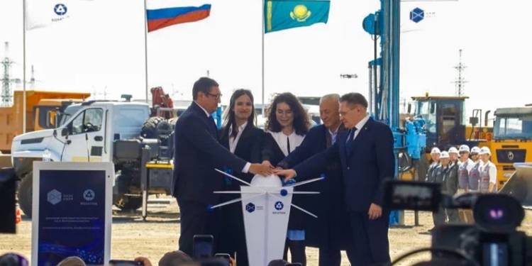 Официально дан старт проекту строительства первой АЭС в Казахстане