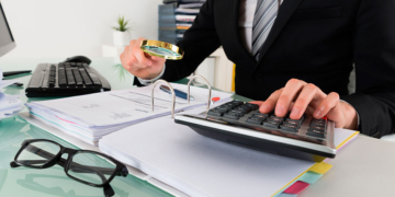 Налоговый комитет Таджикистана назвал крупнейших должников по налогам