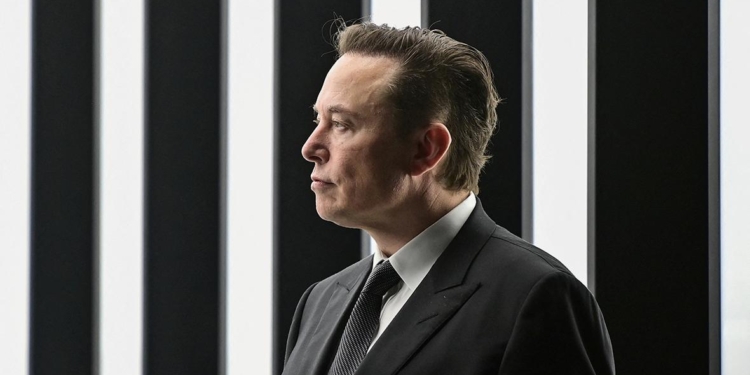 Tesla предложила Маску выплату до $1 трлн за 10 лет руководства