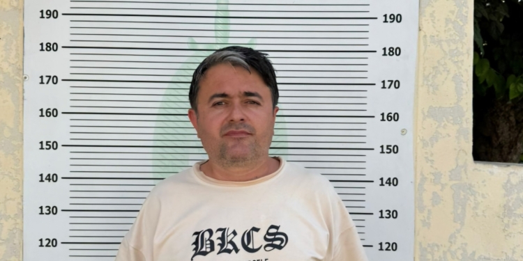 В Душанбе задержан мужчина за незаконное гадание и «лечение» талисманами