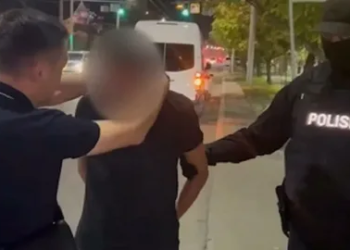 В Алматы задержана группа вымогателей, выдававших себя за полицейских