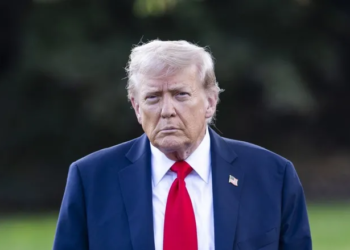 Война в Украине: Трамп заявил, что его терпение по отношению к Путину «быстро иссякает»