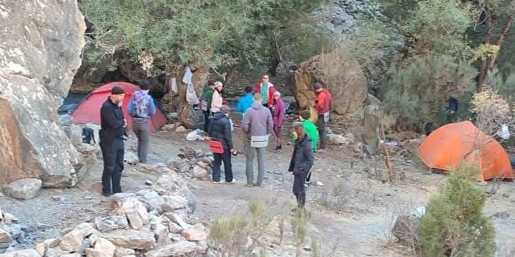 Спасатели Таджикистана помогли российскому туристу в горах Зеравшана