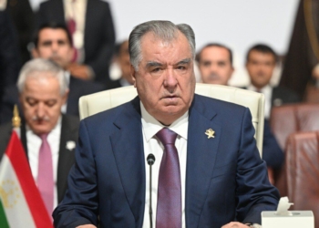 Эмомали Рахмон выступил на чрезвычайном саммите ОИС в Дохе