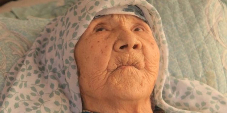 Старейшей в мире женщиной признали 130-летнюю жительницу Узбекистана