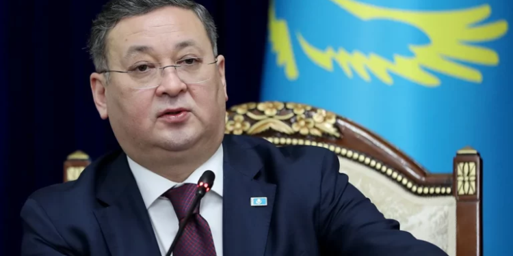 Власти Казахстана опровергли задержание министра иностранных дел