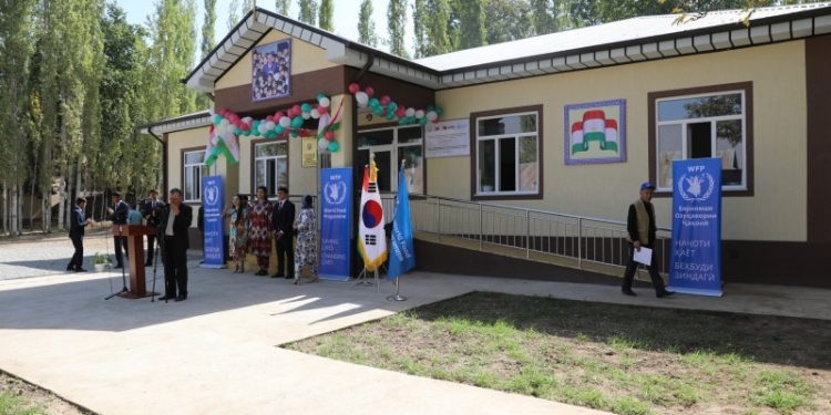 Министерство образования и науки Таджикистана открыло новые школы в Раште