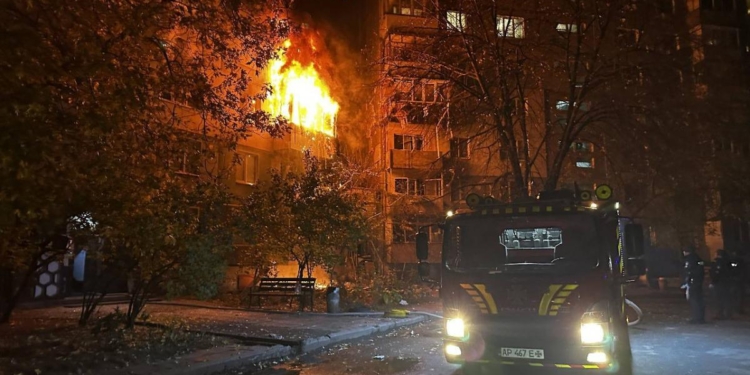 Под ударом россиян Киев и Запорожье: уже известно о двух погибших, 13 человек ранены