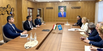 Министр промышленности Таджикистана встретился с Исполнительным секретарём UNECE в Душанбе