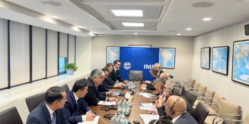 Делегация Таджикистана провела встречу с руководством Международного валютного фонда в Вашингтоне