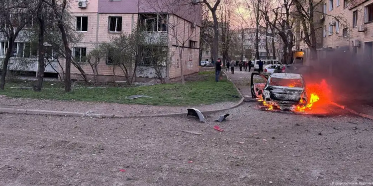 Зеленский сообщил о массированной атаке Кривого Рога российскими дронами