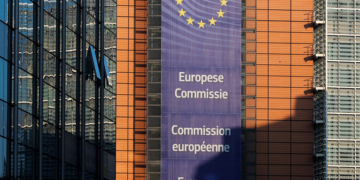 ЕС подготовил план покупки американского оружия для Украины за счет замороженных российских активов — FT