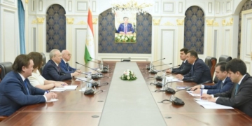 Кохир Расулзода встретился с Премьер-министром Башкортостана Андреем Назаровым