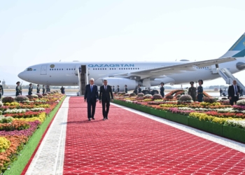 Президент Казахстана Касым-Жомарт Токаев прибыл в Душанбе