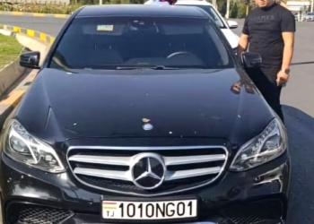 В Душанбе задержан водитель за выброс мусора из автомобиля