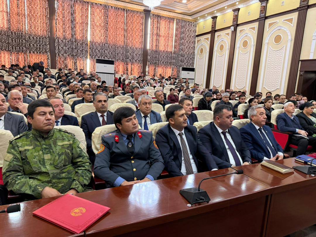 В Шахринавском районе прошла встреча по вопросам противодействия коррупции