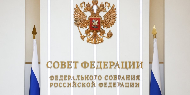 Совфед расширил основания для увольнения иностранных работников в России