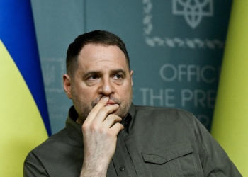 Зеленский уволил главу Офиса президента Украины Ермака