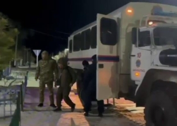 В Казахстане спасли 57 граждан Таджикистана из снежного заноса