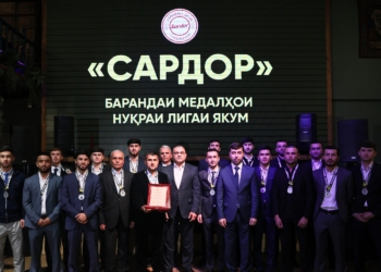 «Сардор» получил серебряные медали первой лиги Таджикистана-2025