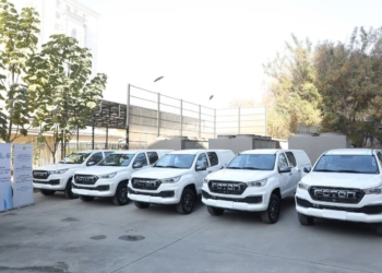 Таджикистан получил пять специализированных автомобилей для санитарного надзора